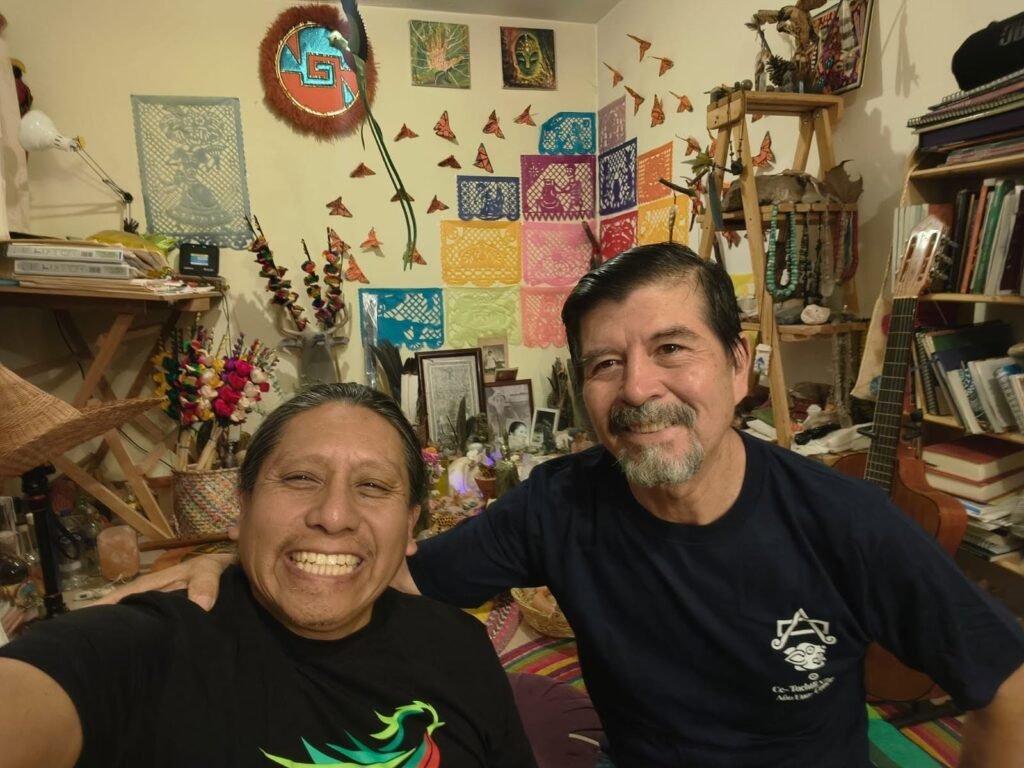 ABRAZO QUE UNE NUESTRAS RAÍCES ANCESTRALES